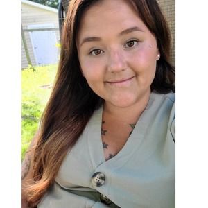 Meet your Posher, Candice